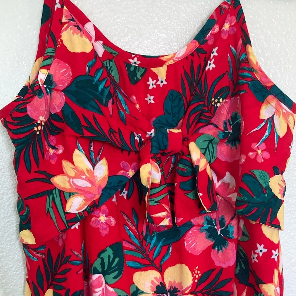Floral Red Top - Picture 2 of 4